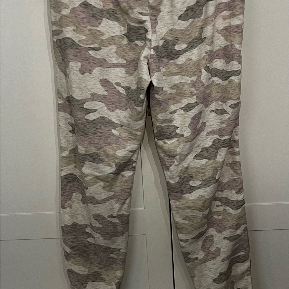 NWT Old Navy Joggers - Picture 2 of 4